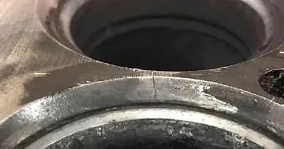 سیلندر ترک خورده