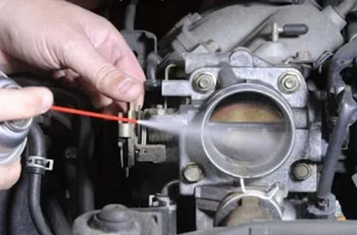 تمیز کردن سنسور دریچه گاز 